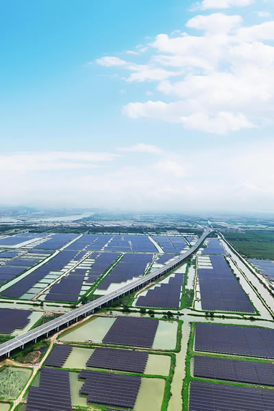 Aquavoltaics Utility-scale Power station （Hezhou North, Zhuhai，China）